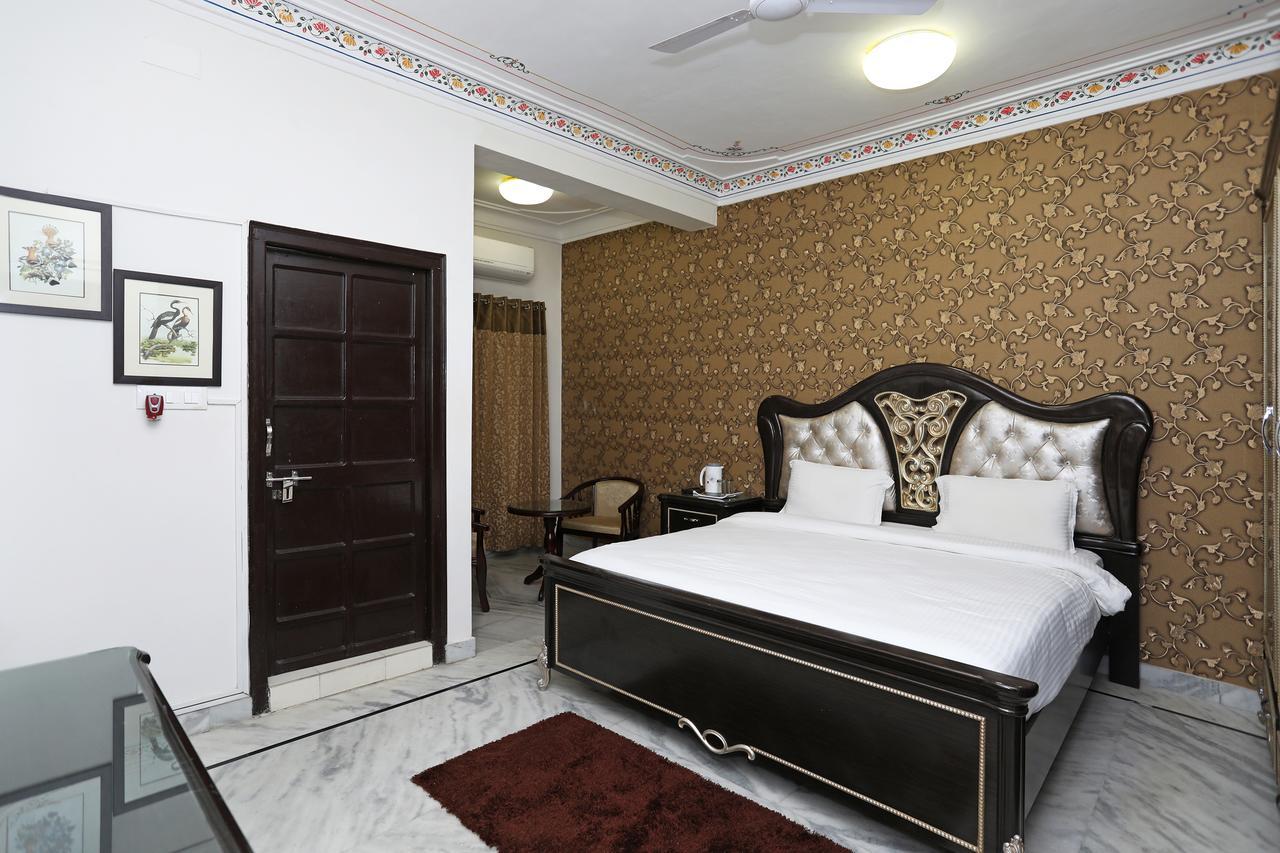 Oyo Home Heritage Near City Palace Udaipur Esterno foto