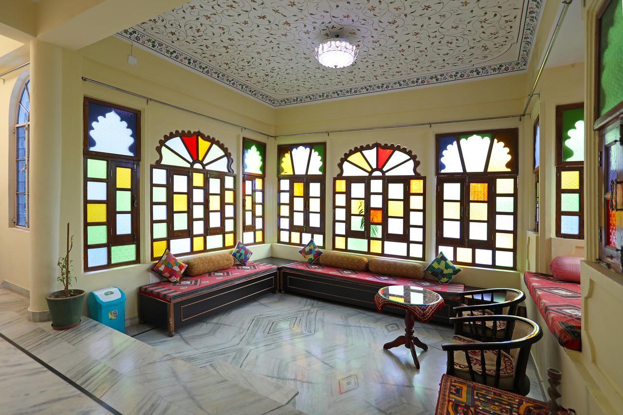 Oyo Home Heritage Near City Palace Udaipur Esterno foto