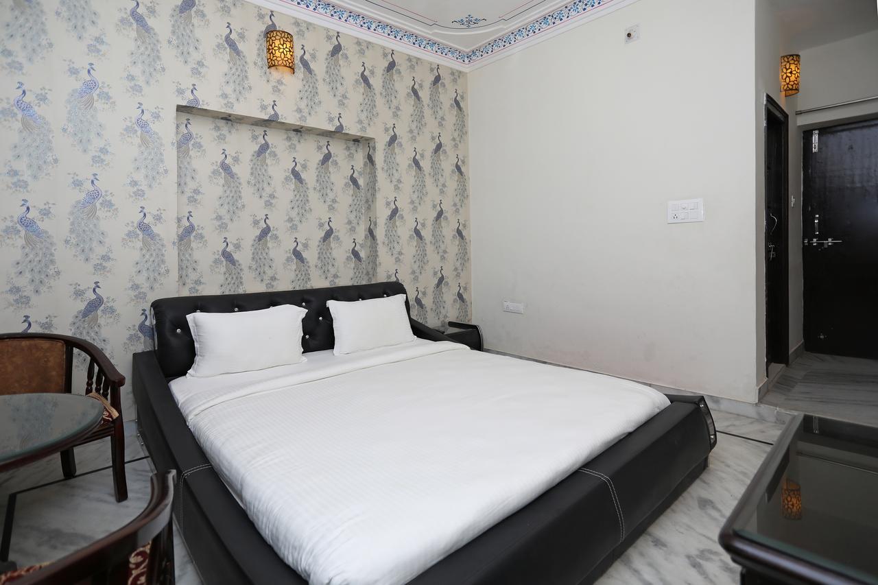 Oyo Home Heritage Near City Palace Udaipur Esterno foto