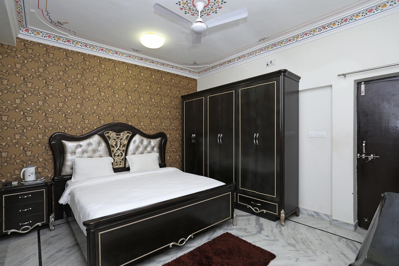 Oyo Home Heritage Near City Palace Udaipur Esterno foto
